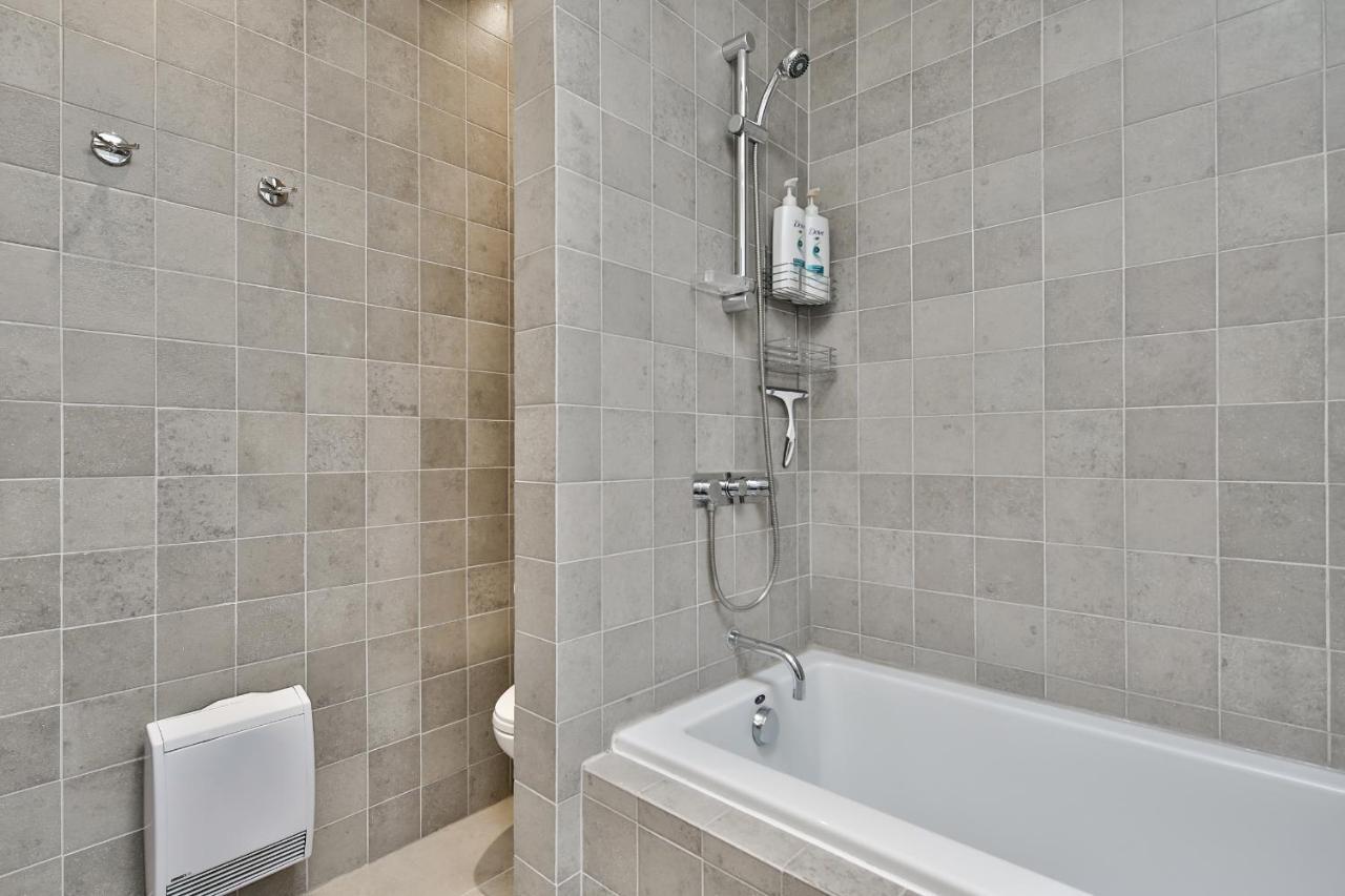 Stunning Condos On St Denis Montreal Ngoại thất bức ảnh