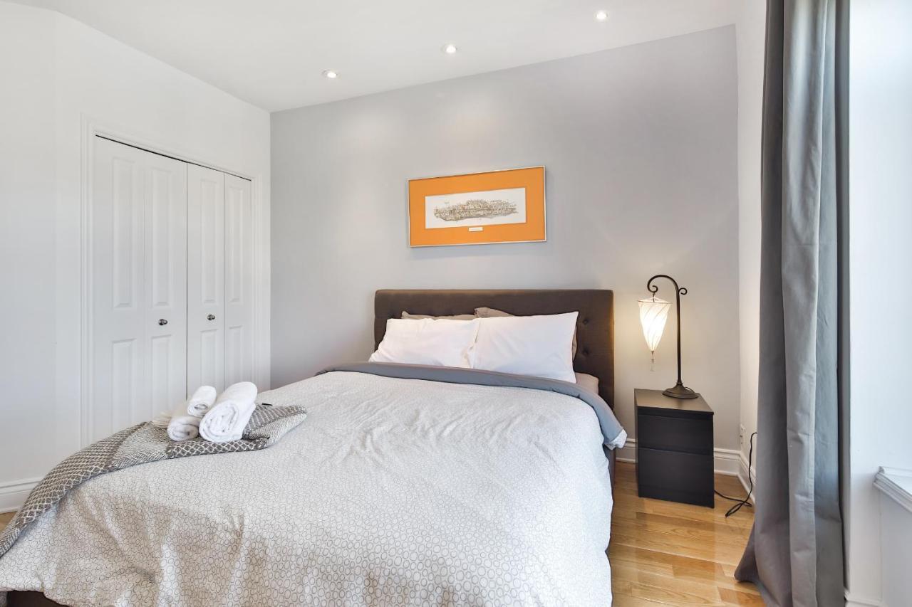 Stunning Condos On St Denis Montreal Ngoại thất bức ảnh