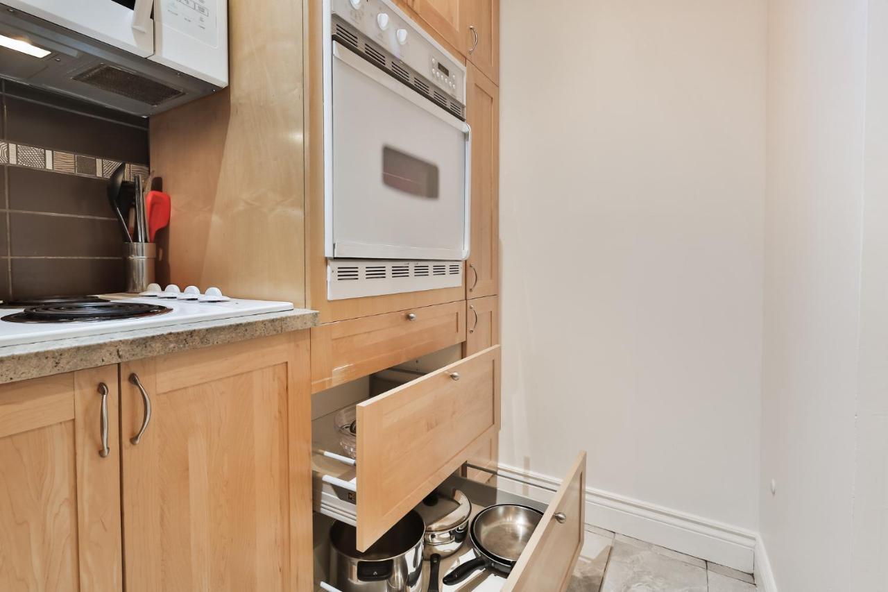 Stunning Condos On St Denis Montreal Ngoại thất bức ảnh